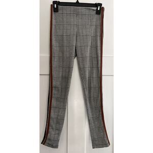 Altar'd State Pants Womens Size XS Black and White pull on w/elastic waist